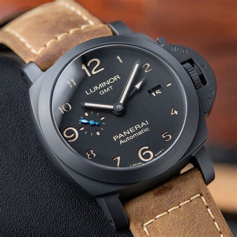 panerai luminor.